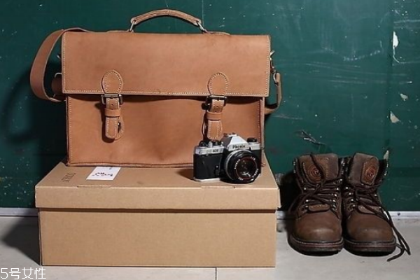 牛皮包包什么牌子好 選它們準(zhǔn)不會(huì)錯(cuò) 牛皮包包什么牌子好 選它們準(zhǔn)不會(huì)錯(cuò)