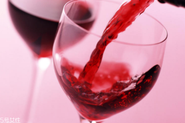 紅酒甜度分類有哪些 3種甜度不同口感 紅酒甜度分類有哪些 3種甜度不同口感