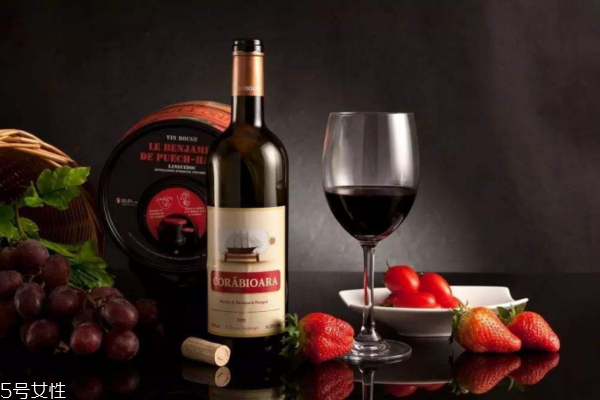 紅酒甜度分類有哪些 3種甜度不同口感 紅酒甜度分類有哪些 3種甜度不同口感