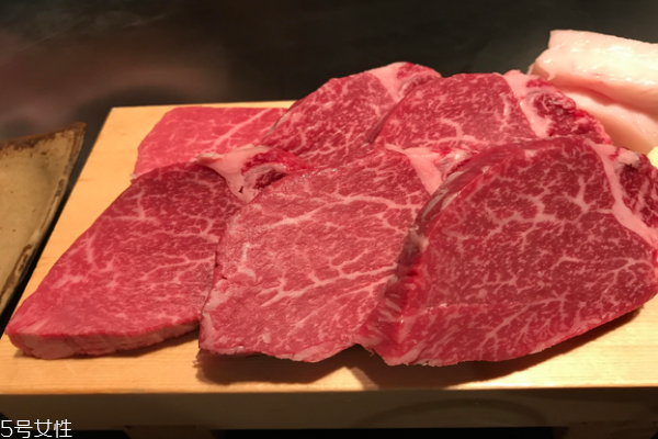 神戶牛肉在日本哪里吃 好店推薦 神戶牛肉在日本哪里吃 好店推薦