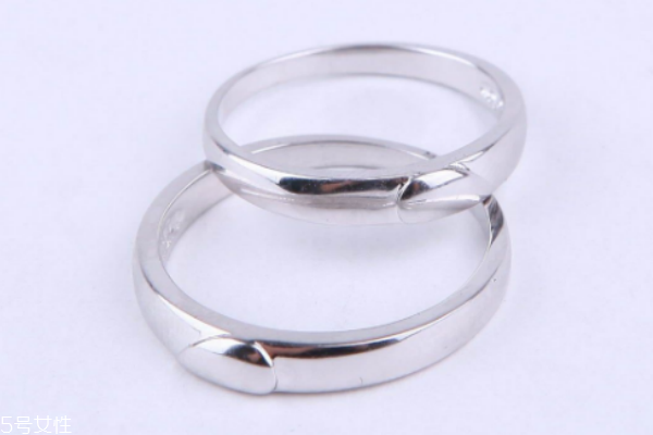 925銀戒指會變色嗎 氧化是正?,F(xiàn)象 925銀戒指會變色嗎 氧化是正常現(xiàn)象