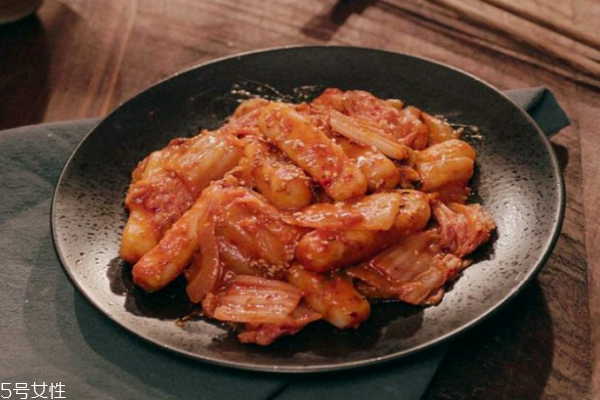 辣白菜是什么味道 辣脆酸甜 辣白菜是什么味道 辣脆酸甜