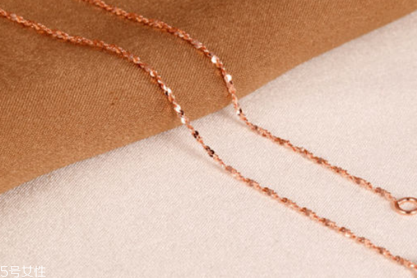 玫瑰金項(xiàng)鏈會(huì)氧化嗎 屬于正?，F(xiàn)象