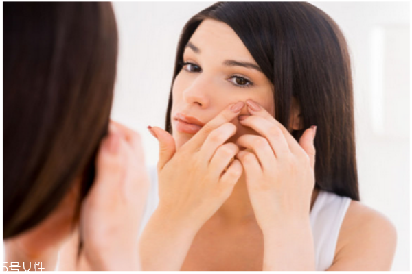 春天為什么總長(zhǎng)痘痘 春天吃這些對(duì)皮膚好 春天為什么總長(zhǎng)痘痘 春天吃這些對(duì)皮膚好