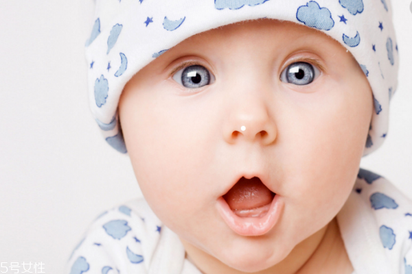 嬰兒體溫多少算正常 嬰兒體溫標準