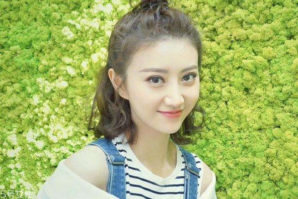 新手怎么畫好眼影 眼部整容術(shù)了解一下 新手怎么畫好眼影 眼部整容術(shù)了解一下