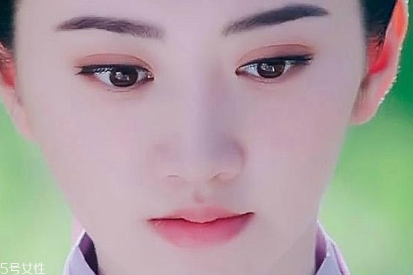 新手怎么畫好眼影 眼部整容術(shù)了解一下 新手怎么畫好眼影 眼部整容術(shù)了解一下