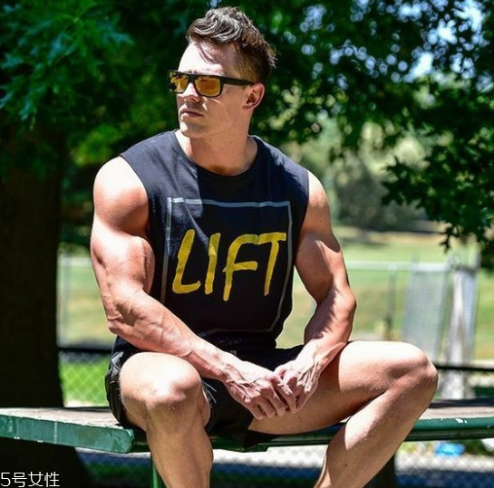 健身房有氧運(yùn)動有哪些項目 健身房的正確健身步驟