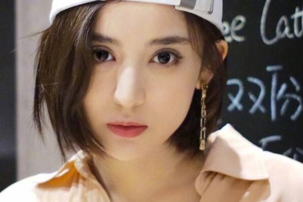 一天皮膚什么時(shí)候補(bǔ)水 這些時(shí)間段效果加倍 一天皮膚什么時(shí)候補(bǔ)水 這些時(shí)間段效果加倍