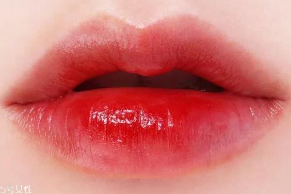 近視唇怎么畫 新手和高手2種畫法