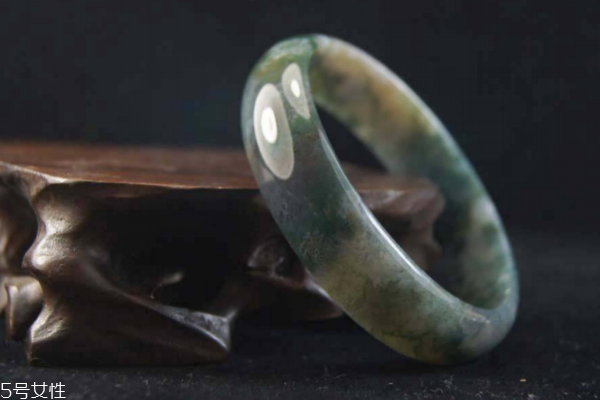 瑪瑙手鐲會越戴越透嗎 要長期佩戴 瑪瑙手鐲會越戴越透嗎 要長期佩戴