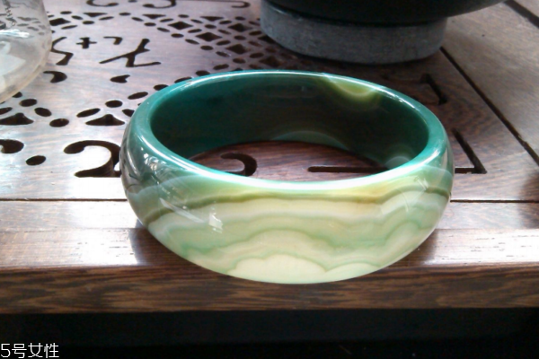 瑪瑙手鐲會越戴越透嗎 要長期佩戴 瑪瑙手鐲會越戴越透嗎 要長期佩戴