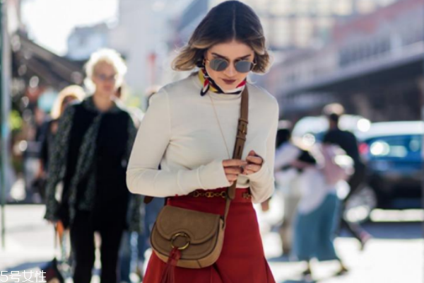 女生怎么打扮顯高 這四點(diǎn)要學(xué)會(huì) 女生怎么打扮顯高 這四點(diǎn)要學(xué)會(huì)