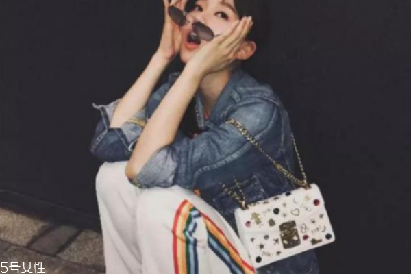 miumiu七夕限定包包在哪買 抓緊時(shí)間搶購(gòu)