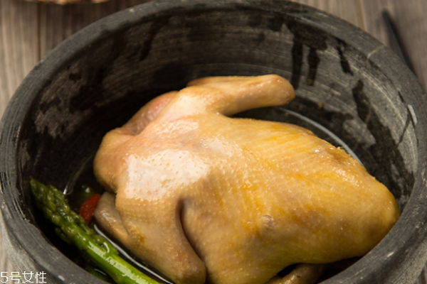 鴿子肉能壯陽(yáng)嗎 中醫(yī)上有這個(gè)說(shuō)法 鴿子肉能壯陽(yáng)嗎 中醫(yī)上有這個(gè)說(shuō)法