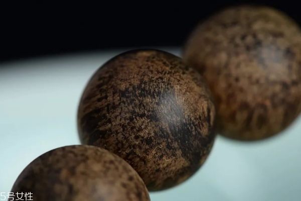 沉香手串怎么保養(yǎng) 這些才是正確方法 沉香手串怎么保養(yǎng) 這些才是正確方法