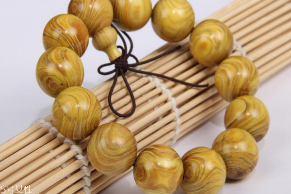 檀木手串有什么好處 有益身心健康 檀木手串有什么好處 有益身心健康