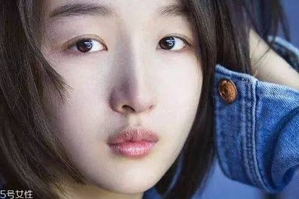 下垂眼用什么顏色眼影好 非常適合厭世風格妝 下垂眼用什么顏色眼影好 非常適合厭世風格妝