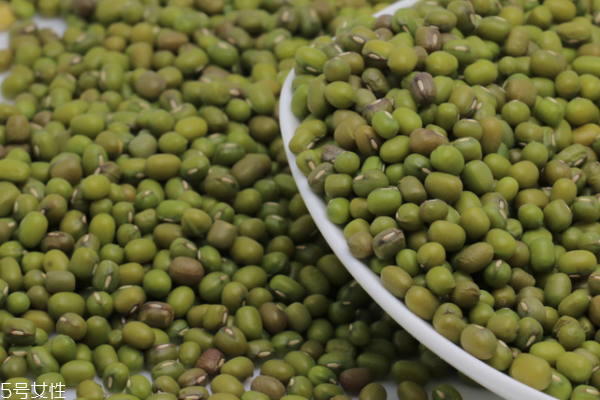 綠豆為什么要泡 原來(lái)有這個(gè)好處 綠豆為什么要泡 原來(lái)有這個(gè)好處