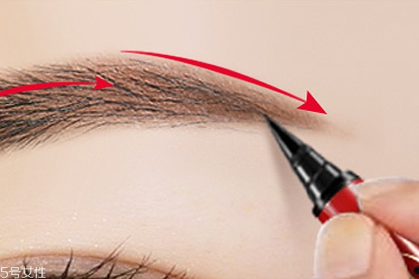 液體眉筆有什么優(yōu)點(diǎn) 根根分明宛如紋眉 液體眉筆有什么優(yōu)點(diǎn) 根根分明宛如紋眉