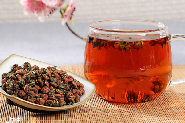 雪菊是菊花嗎 屬于菊花 雪菊是菊花嗎 屬于菊花