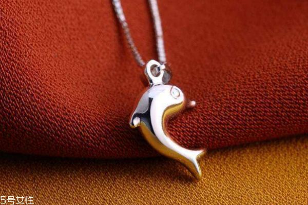 戴鉑金項鏈有什么好處 要了解清楚 戴鉑金項鏈有什么好處 要了解清楚