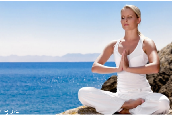 瑜伽一次做多久合適 要適時(shí)適量