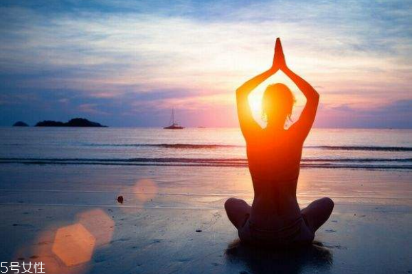 練完瑜伽后多久可以吃飯 要隔一段時間 練完瑜伽后多久可以吃飯 要隔一段時間