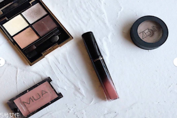 蘭蔻274唇釉多少錢 蘭蔻274唇釉官網(wǎng)價(jià)格 蘭蔻274唇釉多少錢 蘭蔻274唇釉官網(wǎng)價(jià)格