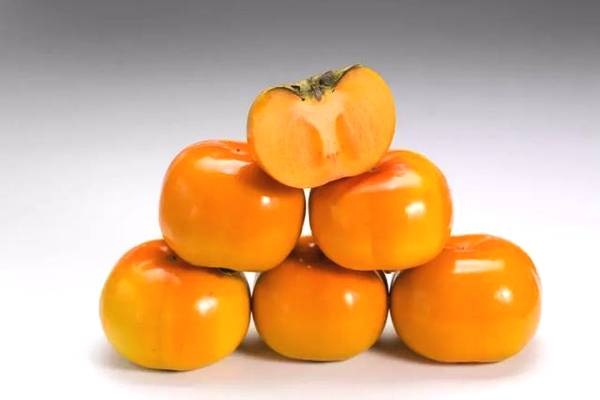 果酸精華適合什么膚質(zhì) 皮膚敏感的人不推薦 果酸精華適合什么膚質(zhì) 皮膚敏感的人不推薦