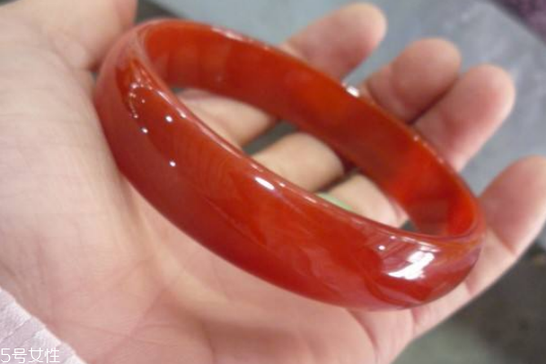 瑪瑙手鐲有裂痕怎么辦 教你輕松修復(fù) 瑪瑙手鐲有裂痕怎么辦 教你輕松修復(fù)