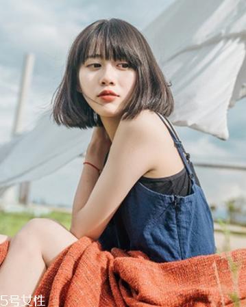 發(fā)際線高適合什么劉海 發(fā)際線高適合的發(fā)型推薦 發(fā)際線高適合什么劉海 發(fā)際線高適合的發(fā)型推薦