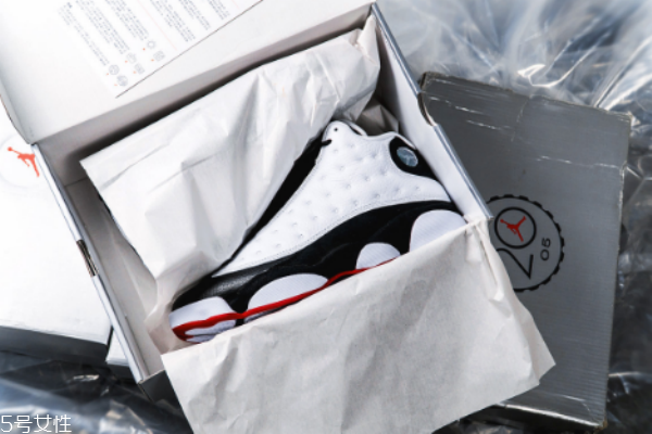 aj13熊貓復(fù)刻2018開箱測(cè)評(píng) 實(shí)物很驚艷 aj13熊貓復(fù)刻2018開箱測(cè)評(píng) 實(shí)物很驚艷