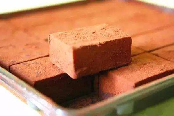 巧克力配料表怎么看 可可脂是巧克力的靈魂 巧克力配料表怎么看 可可脂是巧克力的靈魂