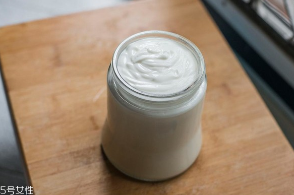 張韶涵平時(shí)吃什么保養(yǎng) bechi膠原蛋白和自制果汁 張韶涵平時(shí)吃什么保養(yǎng) bechi膠原蛋白和自制果汁