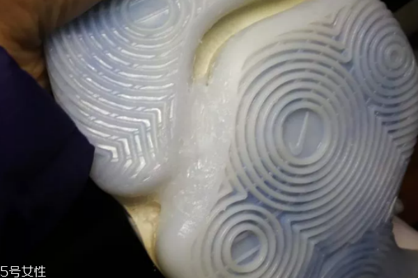 耐克kd10斷管了還可以穿嗎 實戰(zhàn)有影響 耐克kd10斷管了還可以穿嗎 實戰(zhàn)有影響