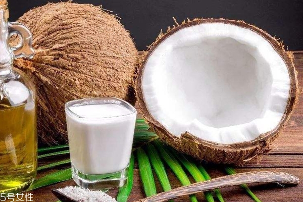 椰子油哪里產(chǎn)的最好 常見椰子大國有哪些 椰子油哪里產(chǎn)的最好 常見椰子大國有哪些