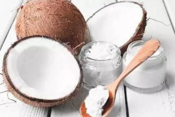 椰子油哪里產(chǎn)的最好 常見椰子大國有哪些 椰子油哪里產(chǎn)的最好 常見椰子大國有哪些