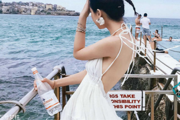 小白裙搭配圖片 夏天的最佳打開(kāi)方式 小白裙搭配圖片 夏天的最佳打開(kāi)方式