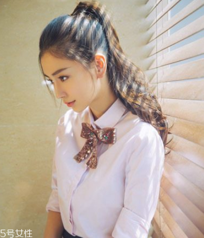 低馬尾怎么挽包頭 3種扎法美出新高度 低馬尾怎么挽包頭 3種扎法美出新高度