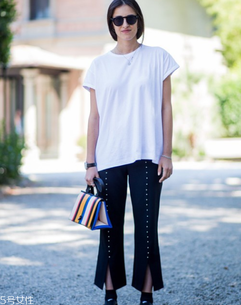 t恤配什么褲子好看 解鎖換季日常穿搭 t恤配什么褲子好看 解鎖換季日常穿搭