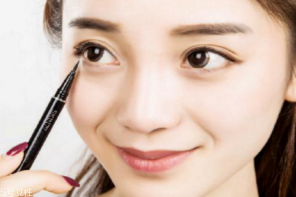 眼線筆可以畫眉毛嗎 教你畫出完美眉形 眼線筆可以畫眉毛嗎 教你畫出完美眉形