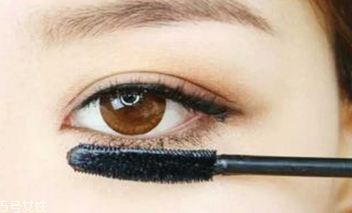 裸妝用什么顏色眼線筆 完整眼妝的畫法步驟 裸妝用什么顏色眼線筆 完整眼妝的畫法步驟