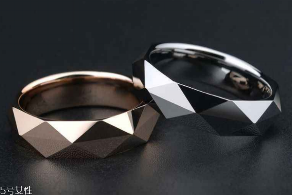 鎢金戒指多少錢一個 價(jià)格很便宜