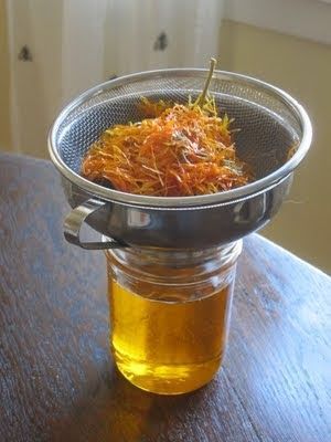 金盞花護(hù)膚品自制教程 3樣diy金盞花護(hù)膚品 金盞花護(hù)膚品自制教程 3樣diy金盞花護(hù)膚品