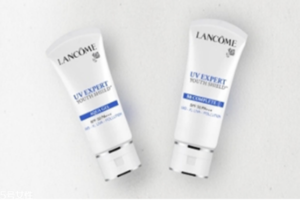 蘭蔻防曬霜藍(lán)色的好嗎 蘭蔻防曬霜紅色與藍(lán)色的區(qū)別 蘭蔻防曬霜藍(lán)色的好嗎 蘭蔻防曬霜紅色與藍(lán)色的區(qū)別