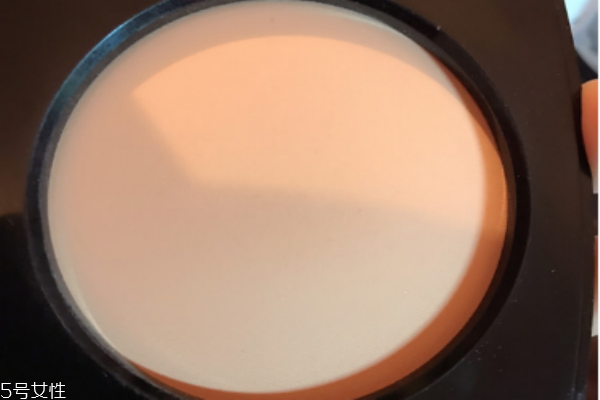 香奈兒bb蜜粉餅怎么樣 香奈兒蜜粉餅使用測(cè)評(píng) 香奈兒bb蜜粉餅怎么樣 香奈兒蜜粉餅使用測(cè)評(píng)