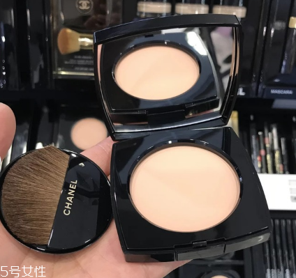 香奈兒bb蜜粉餅怎么樣 香奈兒蜜粉餅使用測(cè)評(píng) 香奈兒bb蜜粉餅怎么樣 香奈兒蜜粉餅使用測(cè)評(píng)