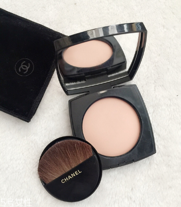 香奈兒bb蜜粉餅怎么樣 香奈兒蜜粉餅使用測(cè)評(píng) 香奈兒bb蜜粉餅怎么樣 香奈兒蜜粉餅使用測(cè)評(píng)