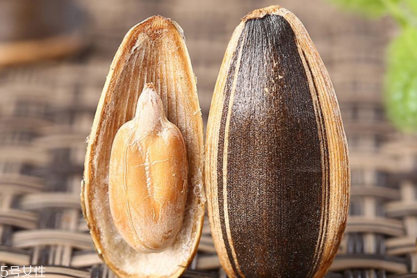 瓜子有點(diǎn)變味了怎么辦 可能是變質(zhì)了 瓜子有點(diǎn)變味了怎么辦 可能是變質(zhì)了